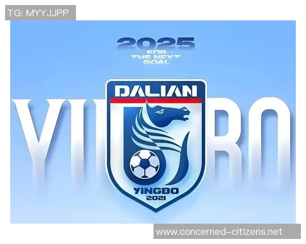 足球明星挑战互动视频引发热潮粉丝参与感爆棚尽享精彩瞬间